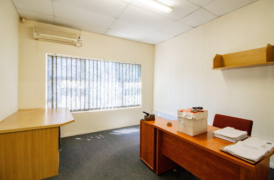 Commercial Property for Sale in Southernwood Eastern Cape